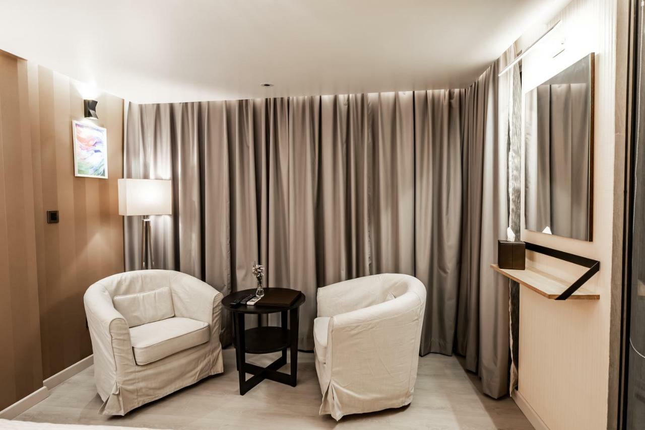 Amina Residency Hotel Male Bagian luar foto
