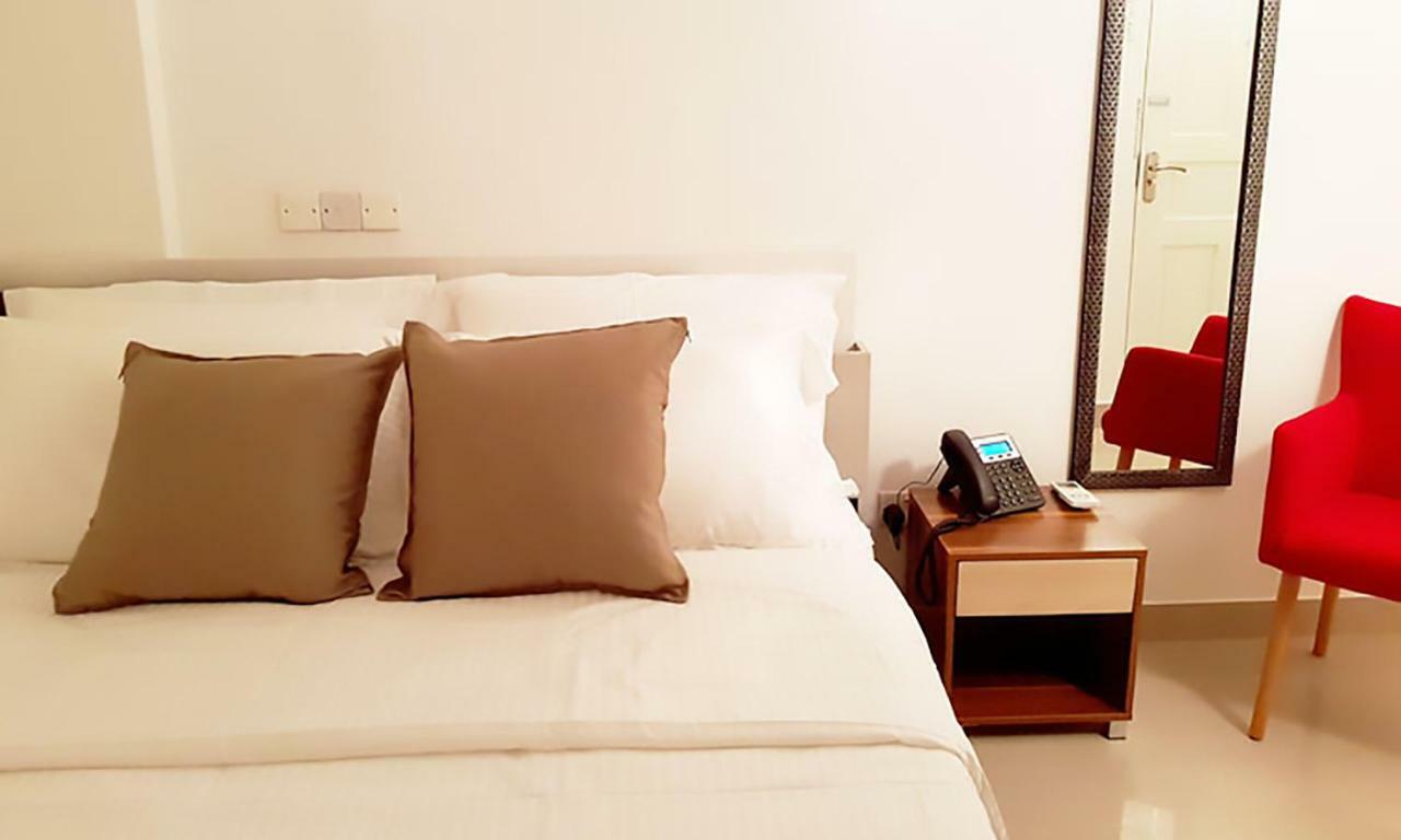 Amina Residency Hotel Male Bagian luar foto