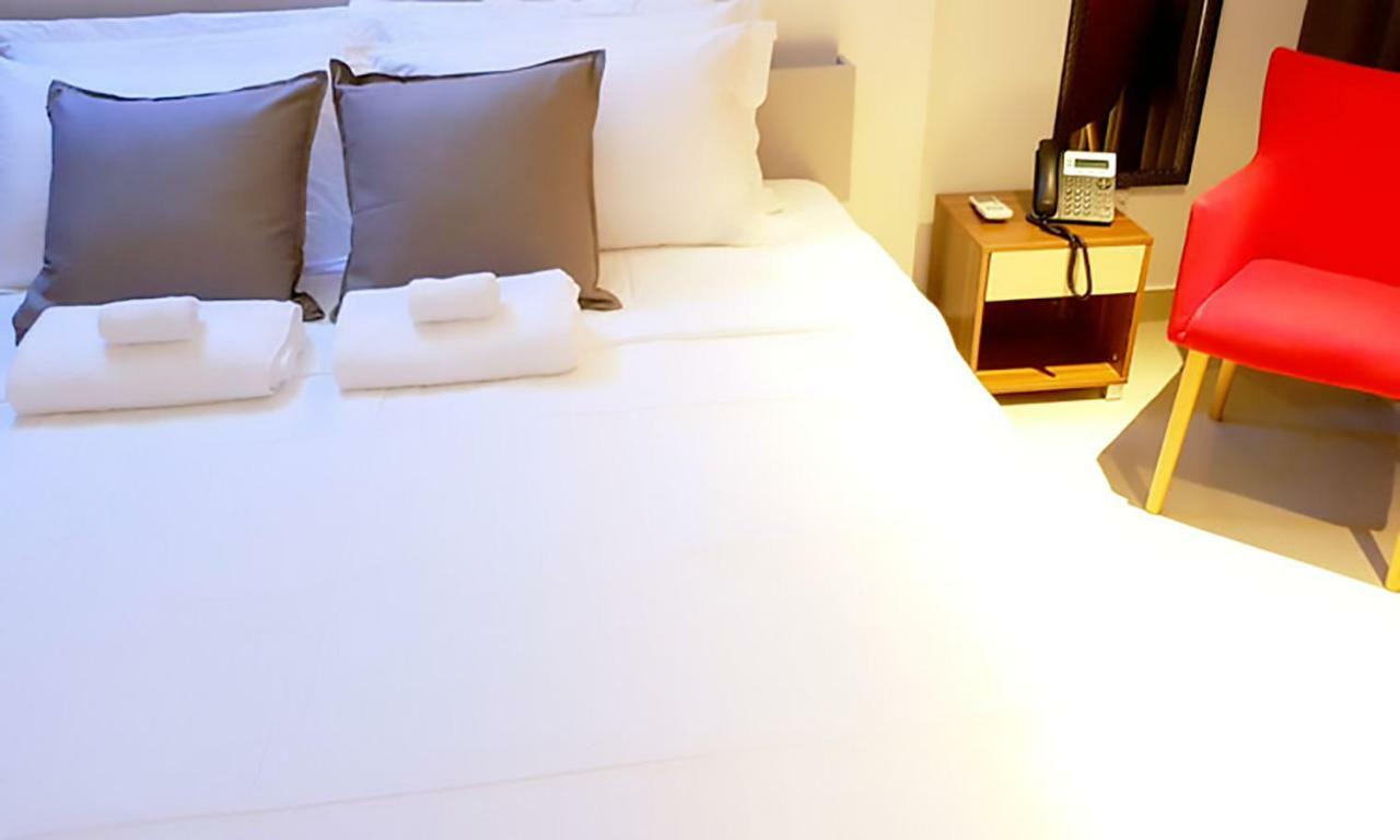 Amina Residency Hotel Male Bagian luar foto